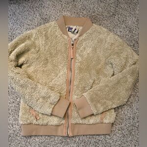 Cozy Tan trim Patagonia Jacket - Medium